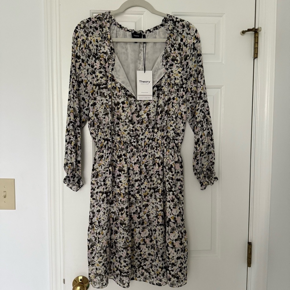 THEORY Gathered Shirt Dress in Floral Silk Crepe, Size Large - Picture 2 of 9